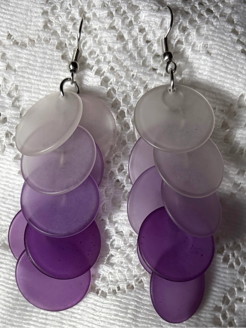 4/$20🌷💜Purple Bingo Chip Dangle Ombre Resin Drop Pierced Fishhook Earrings🟣